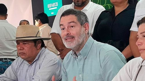 Matkovic lamenta persecución a líderes cruceños por promover lucha legítima y pacífica para el censo
