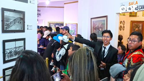 El Alto vibra con cultura y arte en la larga Noche de Museos