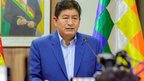 Gobierno y IATA en desacuerdo sobre pago de combustible de aviación en Bolivia