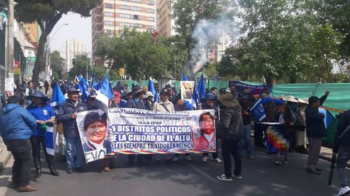 Ciudadanos de La Paz  exigen aprobación del décimo congreso del Movimiento al Socialismo y anulación de resolución del Tribunal Supremo Electoral