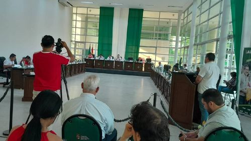 En una sesión de la asamblea, cívicos abren la fase de socialización del proyecto &quot;Santa Cruz y su relación con el estado&quot;