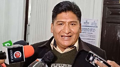  Diputado Andrés Flores sobre la situación de Luis Fernando Camacho
