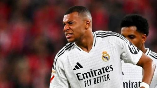 Kylian Mbappé falló dos penales en una semana