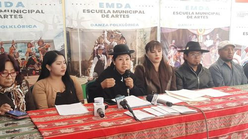 ‘Cómo vender el arte en el exterior’, de la vivencia de Aymara Quispe para los artistas alteños