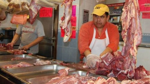 Carniceros de La Paz anuncian paro de 24 horas por incremento en el precio de la carne