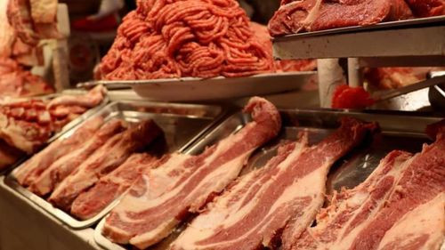 Carniceros de los pozos desafían el paro y exigen garantías para trabajar
