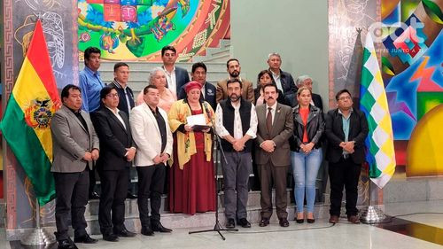 Reunión entre Gobierno central y alcaldes de capitales: Propuestas y rechazo a obstaculizaciones legislativas