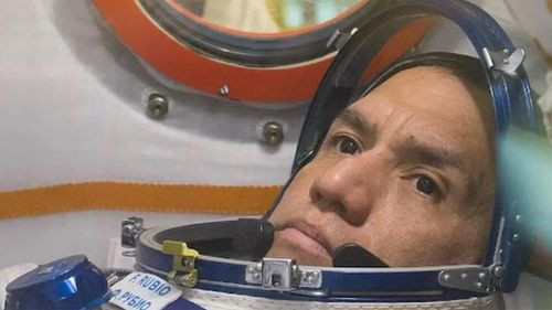 Astronauta latino de la NASA se encuentra varado en el espacio y puede permanecer fuera de la tierra un año