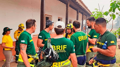 Urgente evacuación de familias en Monte Verde por incendio forestal