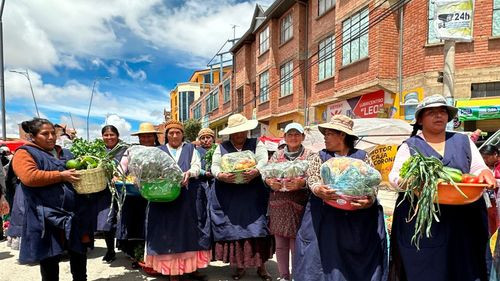 Gran éxito en la 2da Feria Itinerante: el productor llega directo al consumidor en Rosas Pampa