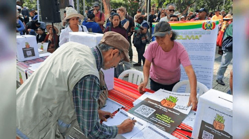 Lanzan consulta popular en defensa del medioambiente y los derechos indígenas