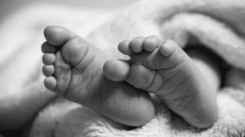 Encuentran muerto a un recién nacido en una bolsa negra en la calle