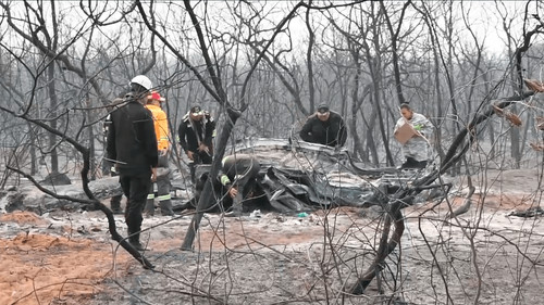 Vehículo calcinado en Roboré deja dos fallecidos