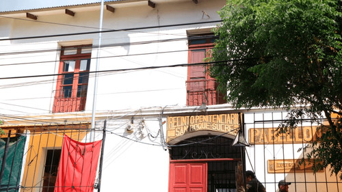 Hombre de 45 años investigado por abuso a su madre en Sucre