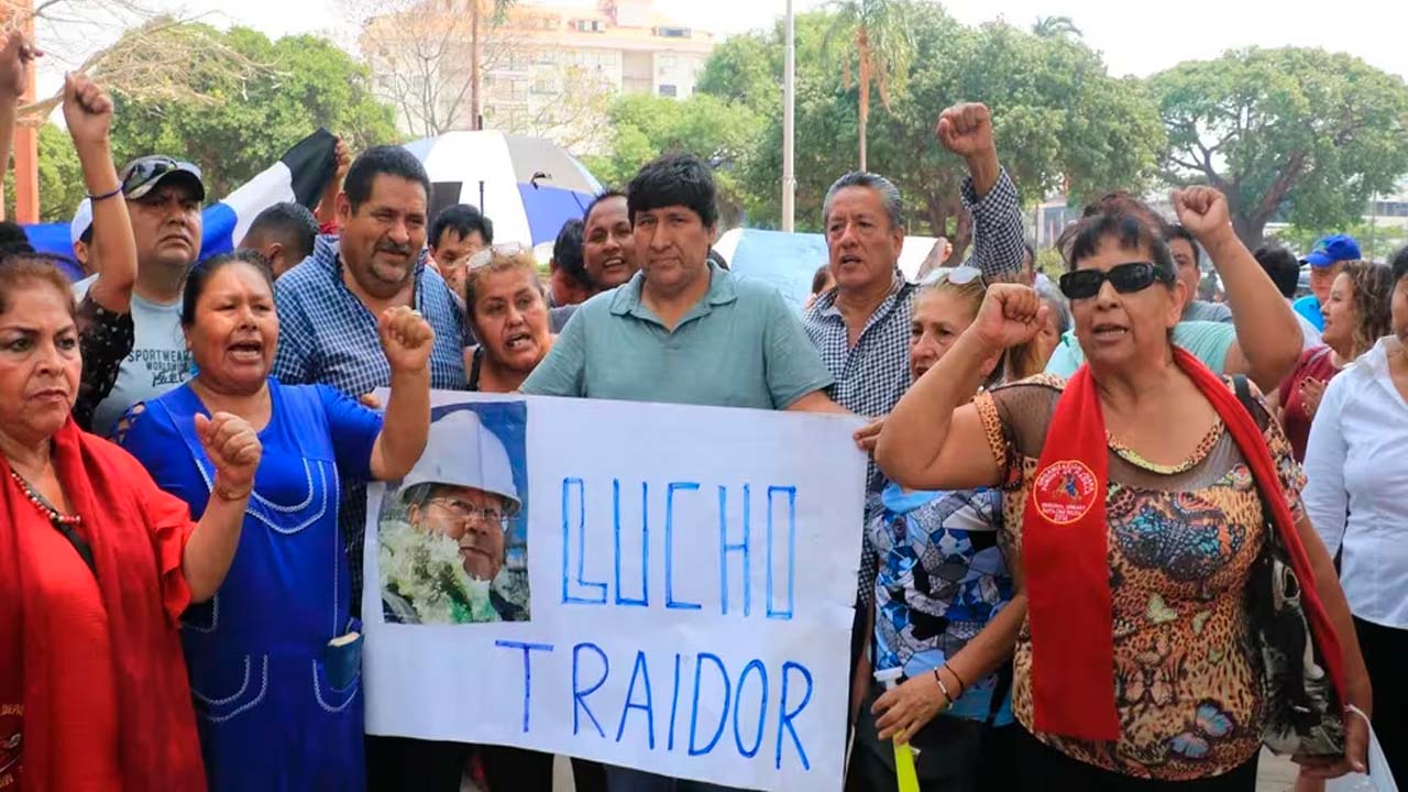 Profunda fractura en el partido MAS.jpg